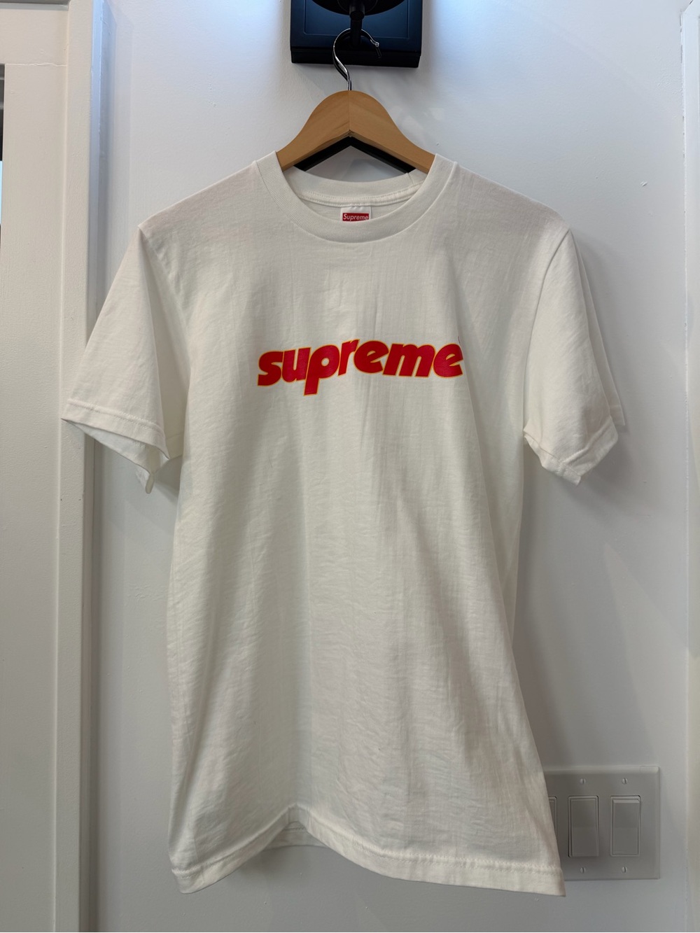 Supreme White Logo Pinline Tee Men’s S